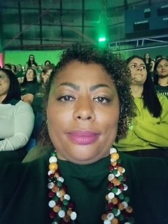 Aida Rosa de Oliveira